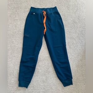 Deep Reef High Waisted Zamora Jigger Figs Scrub Pant